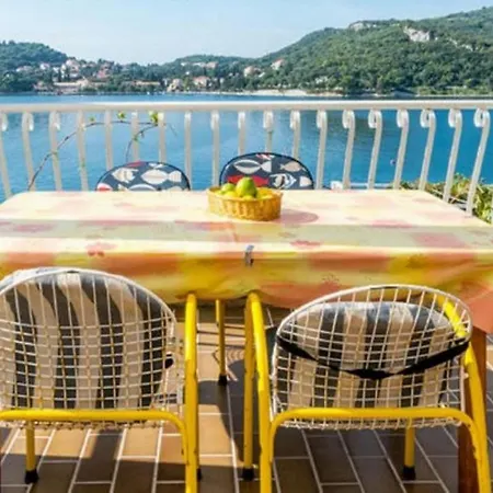 公寓 Violic -two Bedroom With Terrace And Sea View 扎通