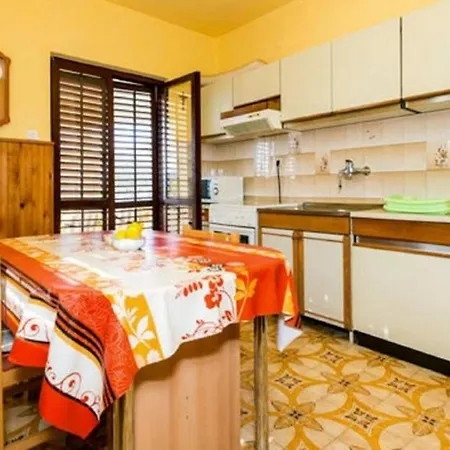Violic -two Bedroom With Terrace And Sea View